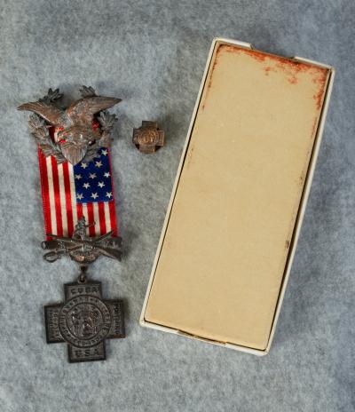 Spanish American War Veterans Numbered Medal & Box