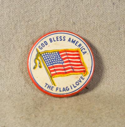 WWI Patriotic Button God Bless America