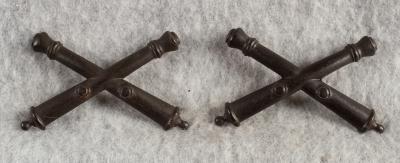 WWI Artillery Regiment Officer Insignia Pair