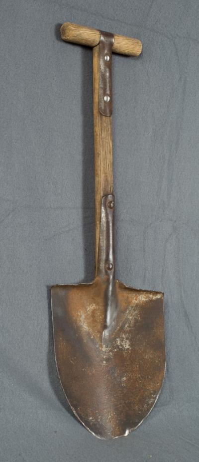 WWI E-tool T-Handle Shovel