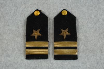 WWII era USN Lieutenant Shoulder Boards