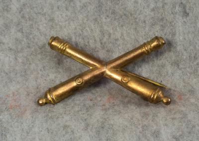 WWII Artillery Officers Pin Insignia