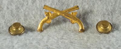 WWII MP Military Police Officers Pin