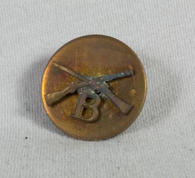 WWII Infantry B Collar Disc Screw Back