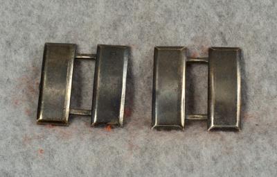 WWII US Army Insignia Pair Captain