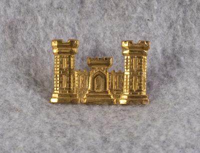 WWII era Engineer Officer Collar Insignia LIGI