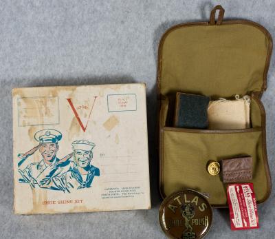 WWII Victory Atlas Shoe Shine Kit
