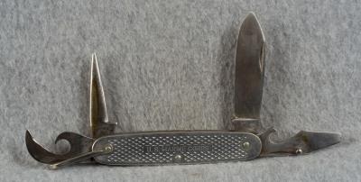 WWII USMC Marine Corps Pocket Knife