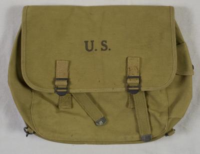 WWII Musette Bag Rubberized 1943 Mint