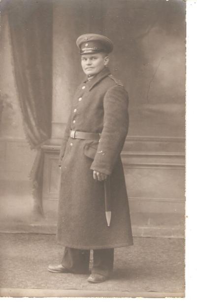 Imperial German Soldier w/ Bayonet Postcard 1915