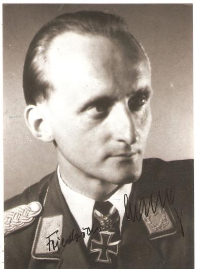 Luftwaffe Ace Lang Knights Cross Signed Photo