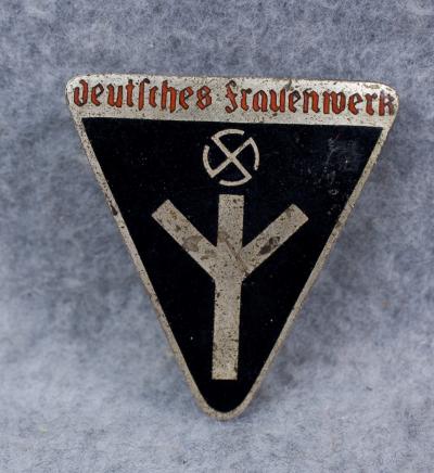 Deutsches Frauenwerk Membership Badge