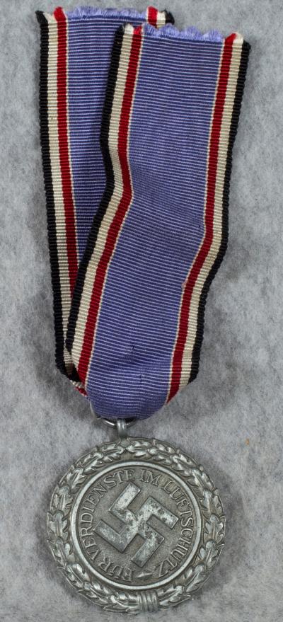 Luftschutz Civil Air Defence Honor Medal