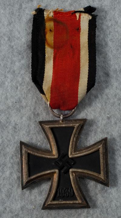 WWII German Iron Cross 2nd Class