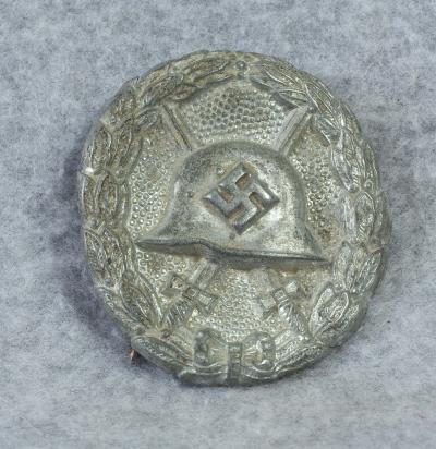 WWII German Silver Wound Badge Gebruder Wegerhoff