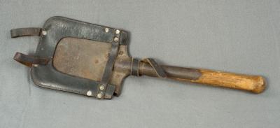 WWI Imperial German Etool Shovel and Cover