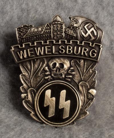 SS Wewelsburg Castle Badge Repro