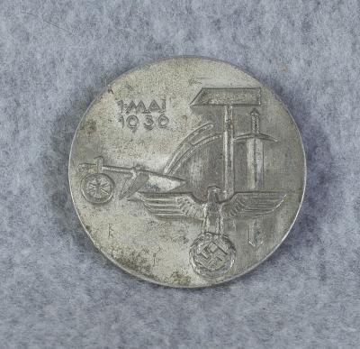 WWII German 1936 May Day Tinnie