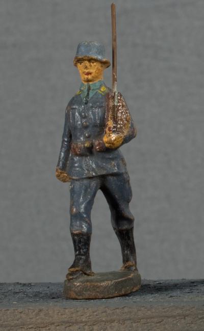 WWI German Marching Soldier Elastolin