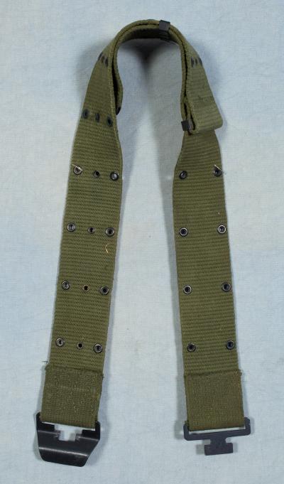 Vietnam Era Davis Web Pistol Belt Mint