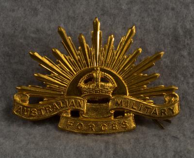 Australian Bush Slouch Hat Cap Badge